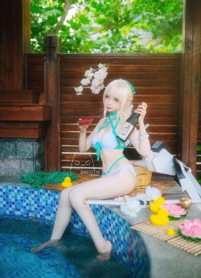 风流放荡的女老板_1080迅雷电影在线